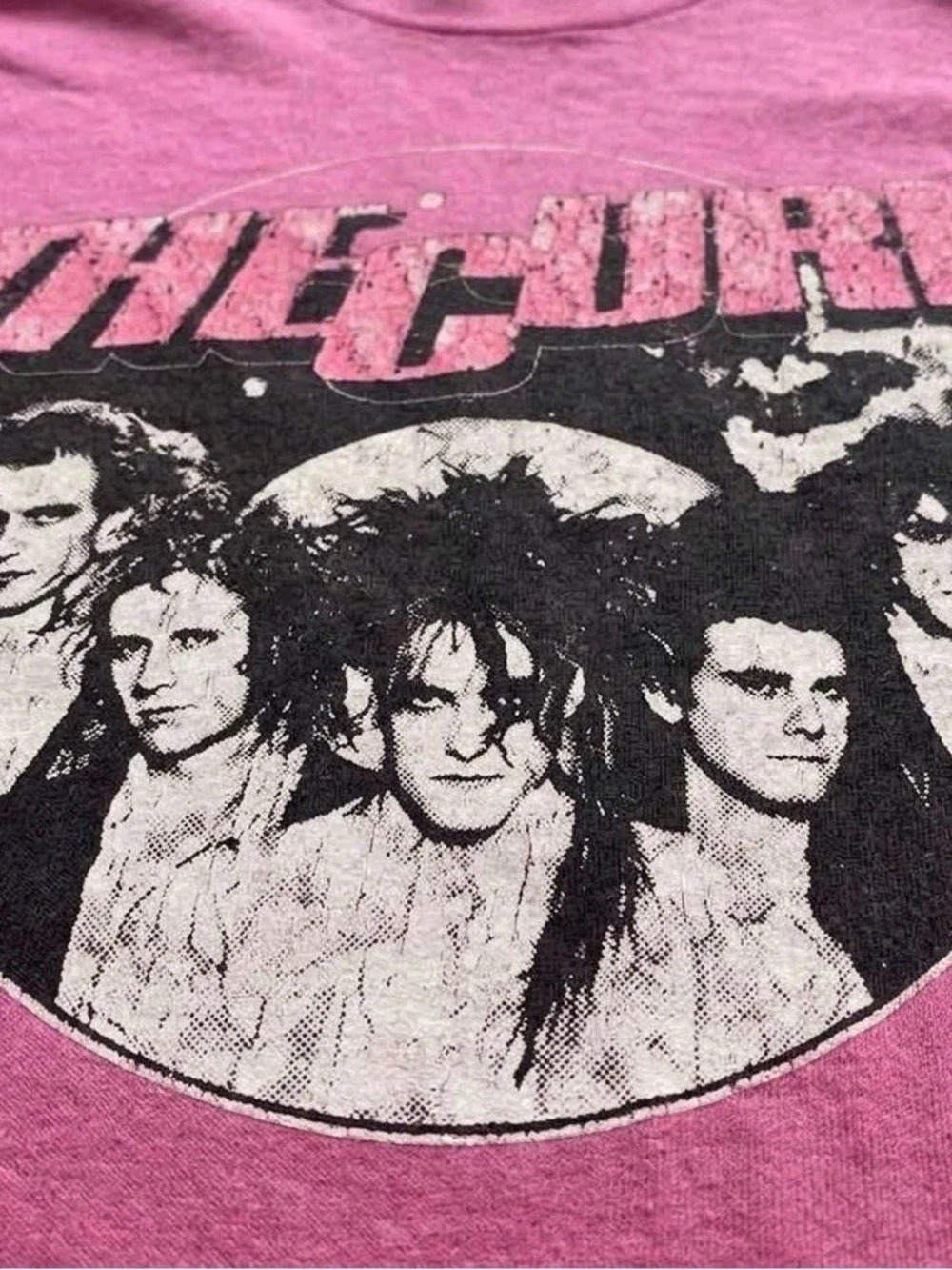 Gildan The Cure graphic T-shirt Graphic Tee in Pink NWT - Picture 2 of 5